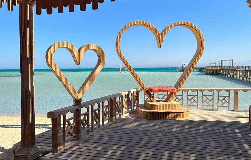 Orange Bay Island — crystal lagoon and white sand beach